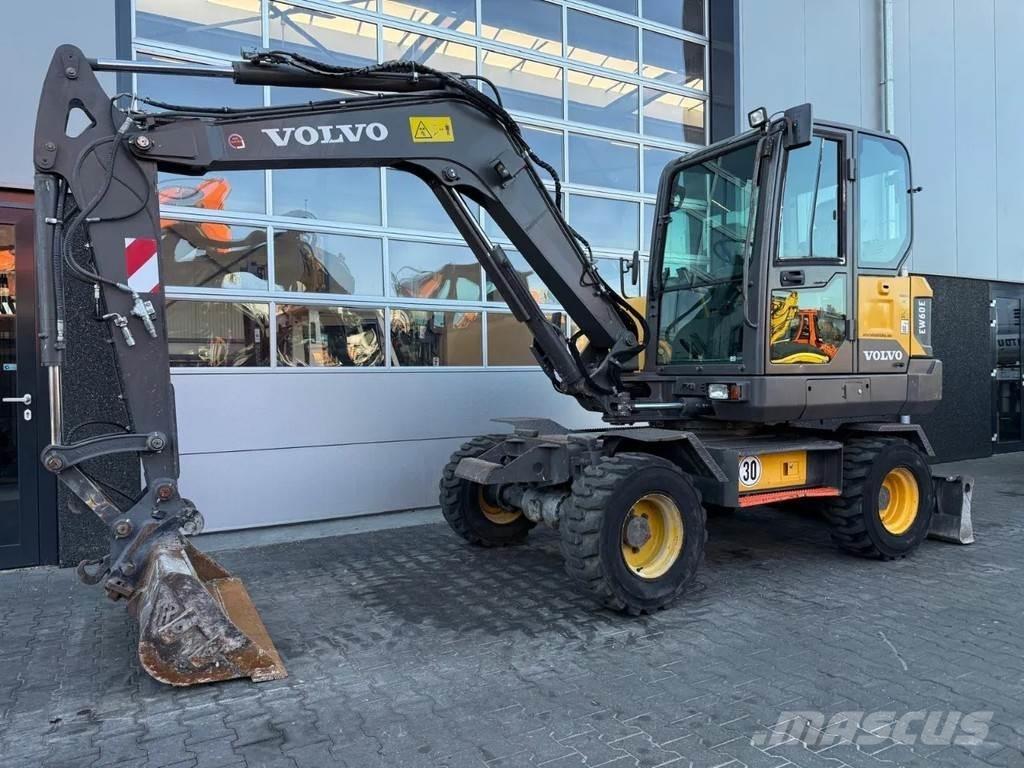 Volvo EW60E 小型挖掘机