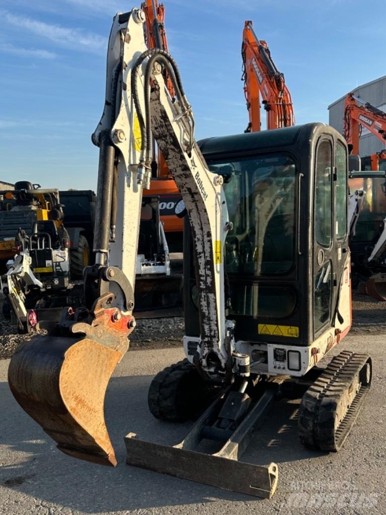 Bobcat E 16 小型挖掘机