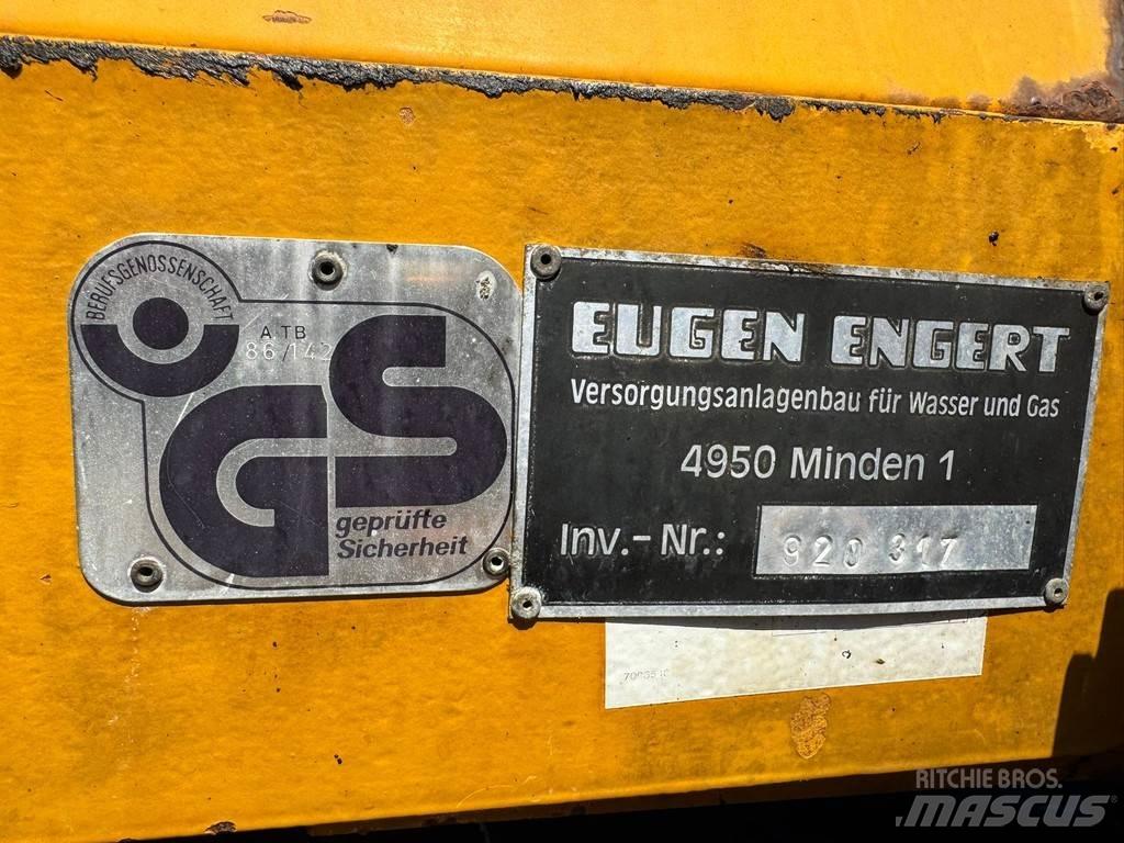 Liebherr A900C 轮式挖掘机