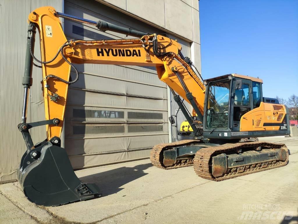 Hyundai HX220NL 履带挖掘机