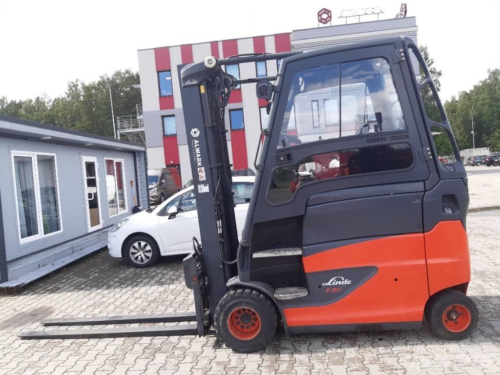 Linde E30HL 电动叉车
