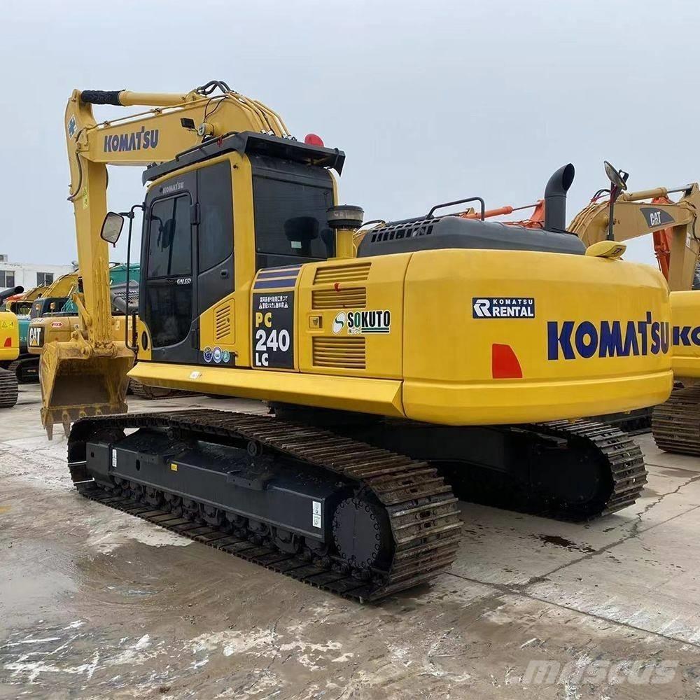 Komatsu PC 240 履带挖掘机
