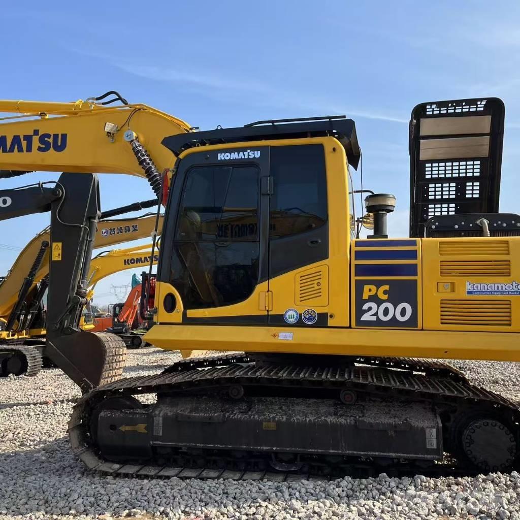 Komatsu PC 200 履带挖掘机