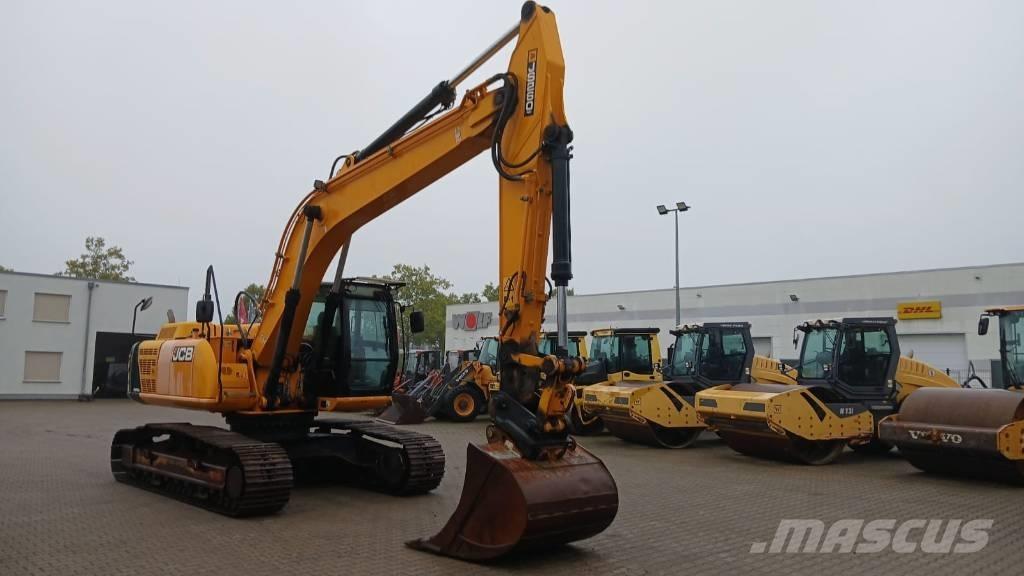 JCB JS 260 LC 履带挖掘机