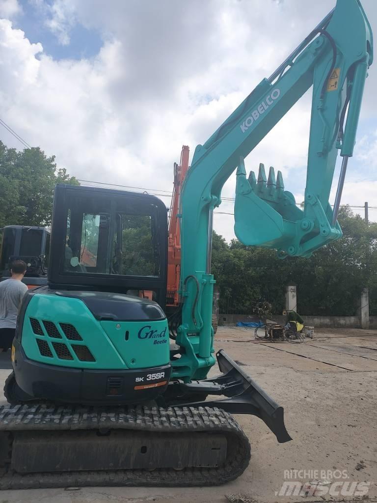 Kobelco SK 35 小型挖掘机