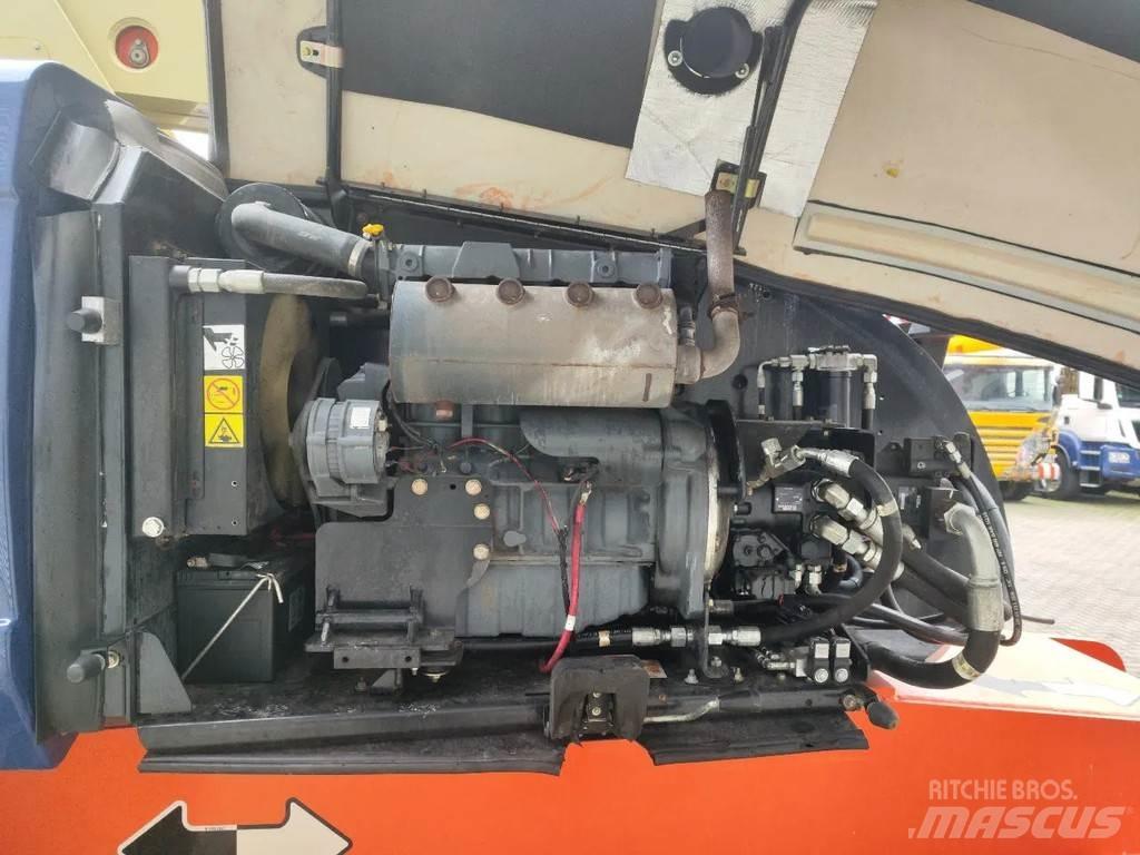 JLG 860 SJ 直臂高空工作平台