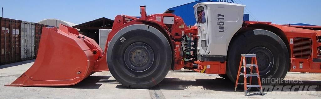 Sandvik LH 517 地下装载机