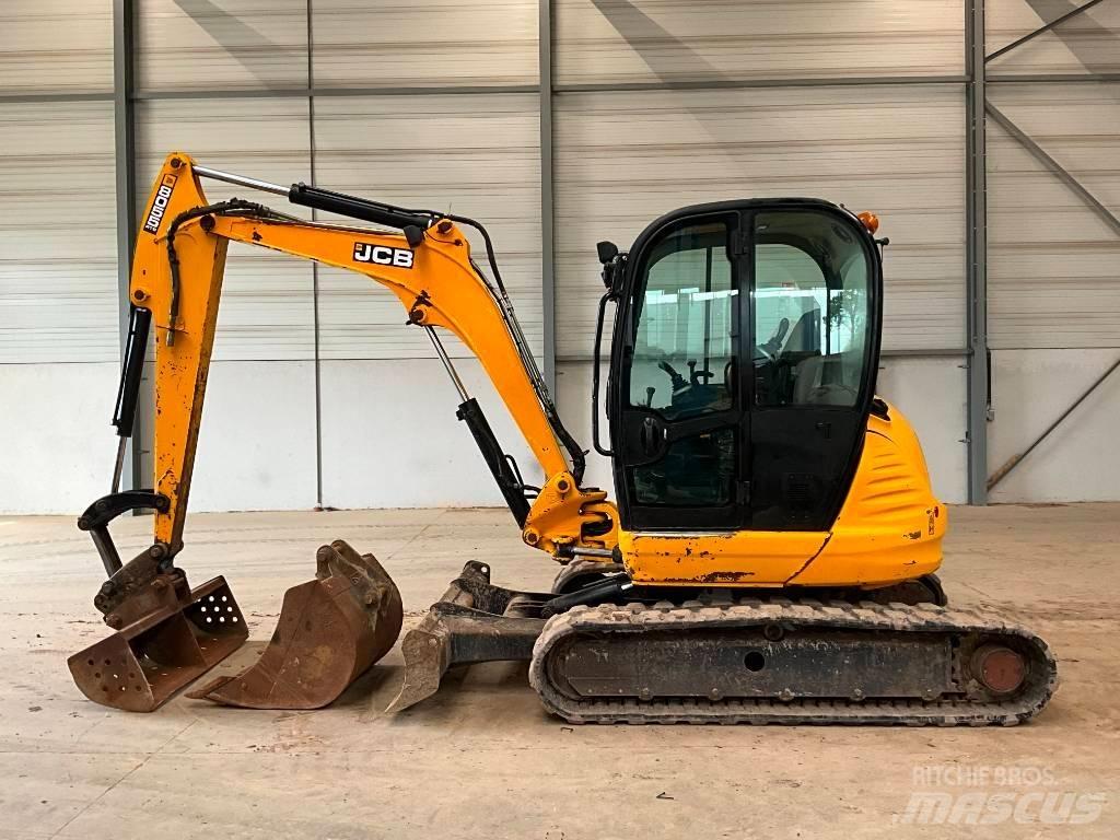 JCB 8055 小型挖掘机