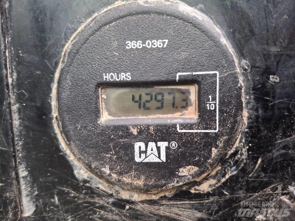 CAT 308 E 2 CR 中型挖掘机