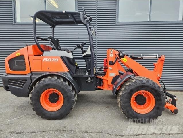 Kubota R 070 轮式装载机