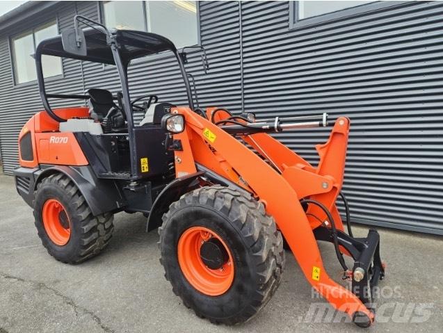 Kubota R 070 轮式装载机
