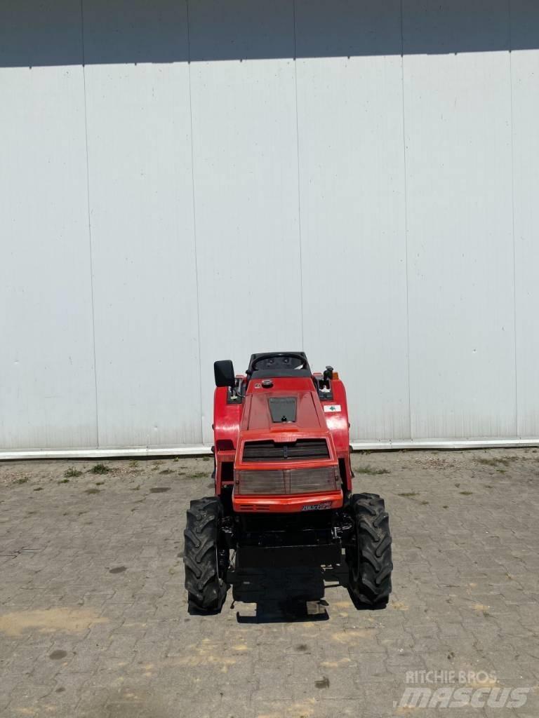 Mitsubishi MT16 小型拖拉机