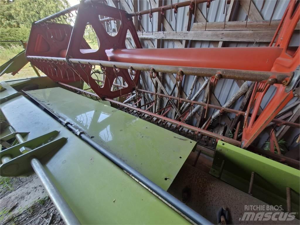 CLAAS C600 联合收割机头