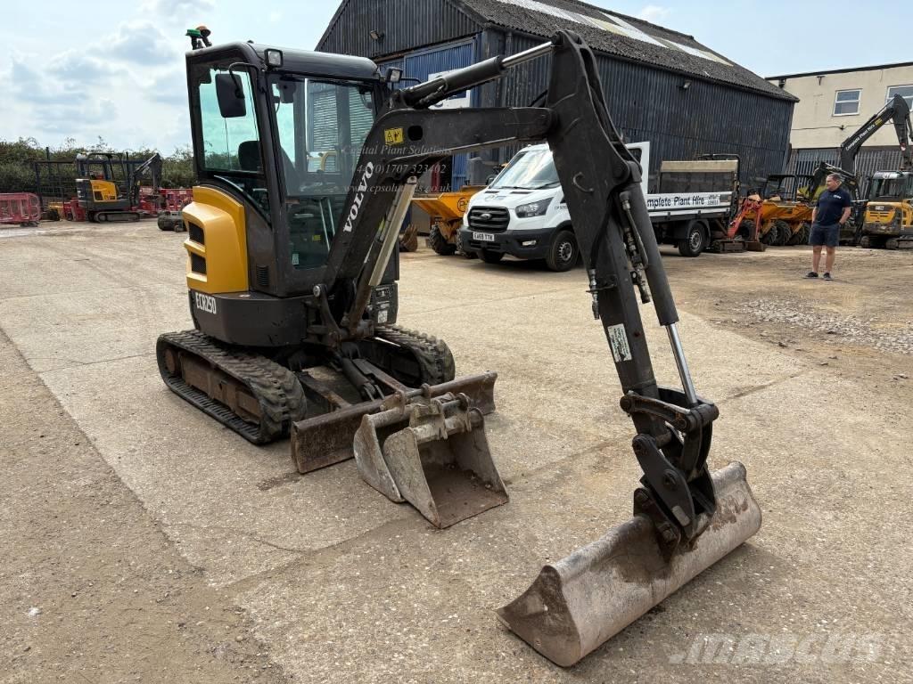 Volvo ECR 25 D 小型挖掘机