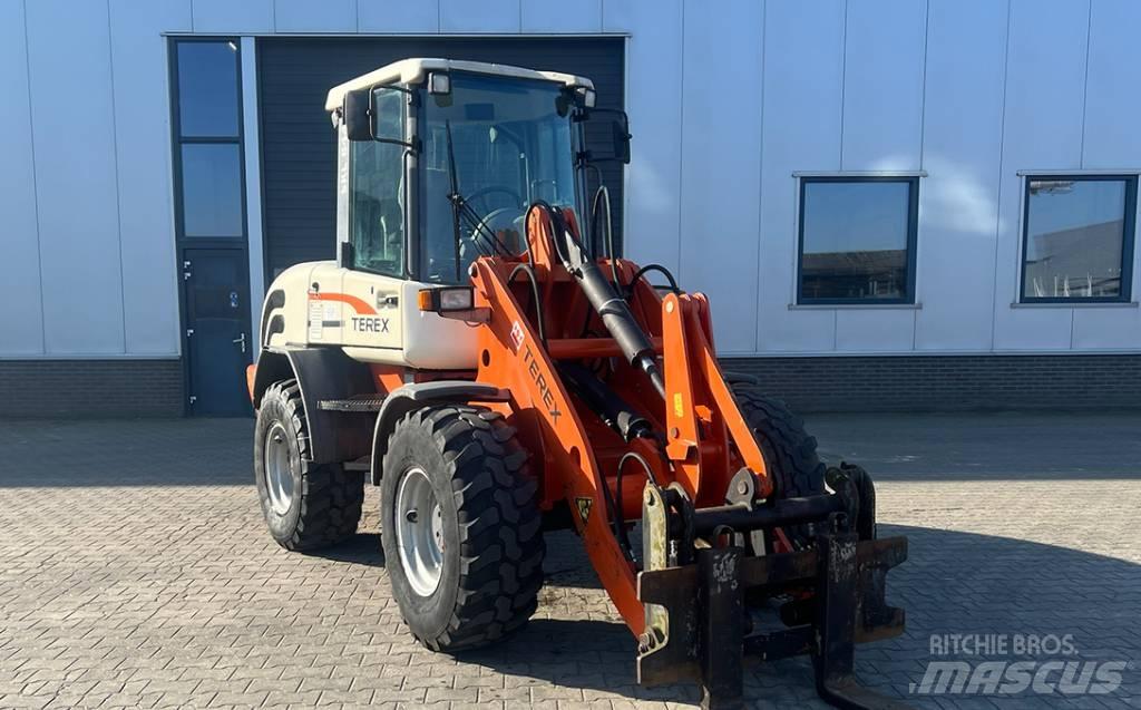 Schaeff SKL 844 轮式装载机
