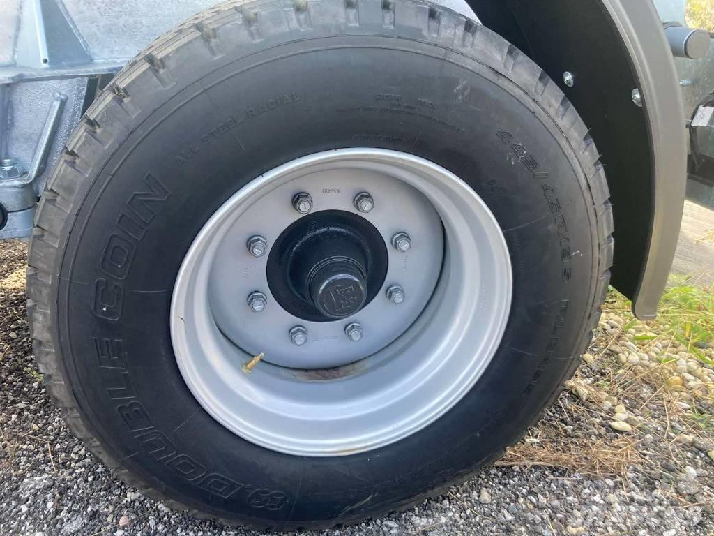Fliegl TDK 140 FOX 箱式拖车
