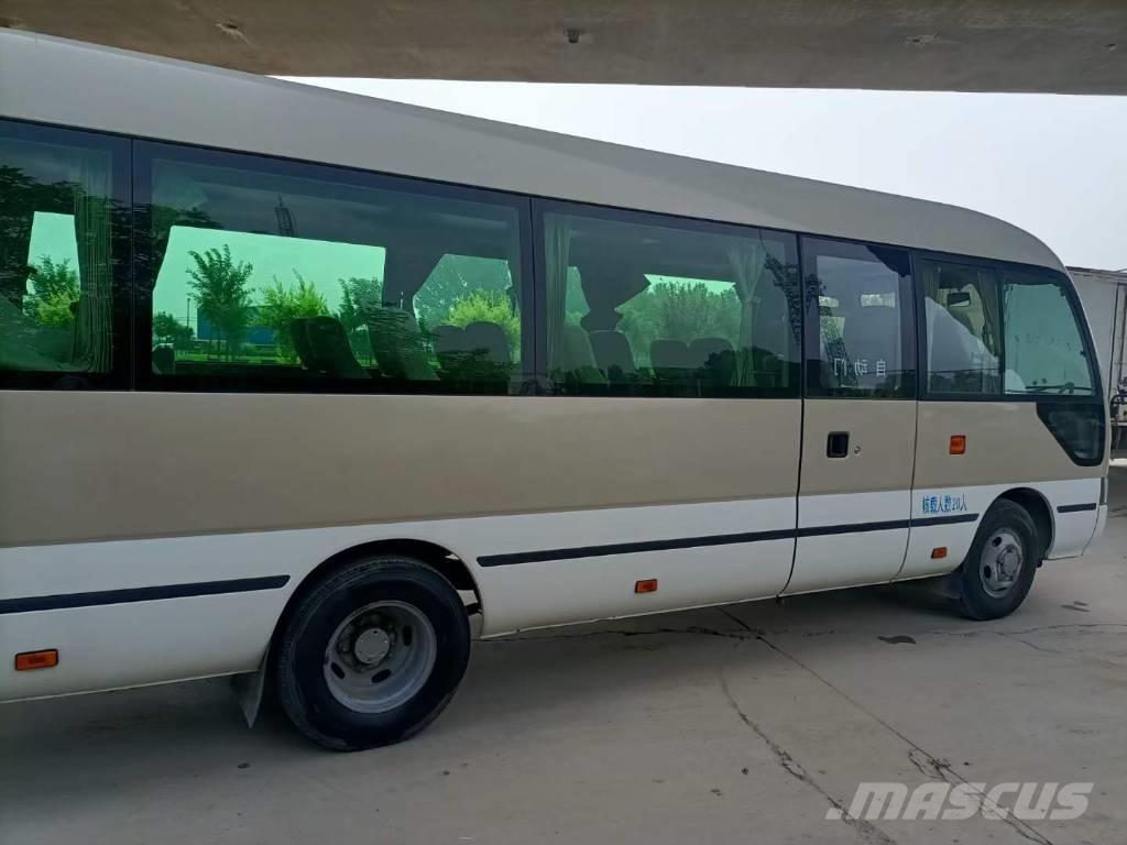 Toyota Coaster Bus 迷你巴士