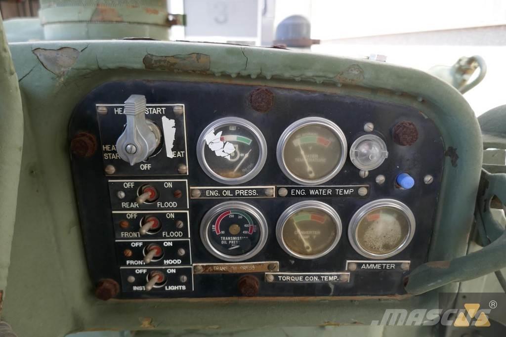 CAT D7F Ex-army 履带式推土机