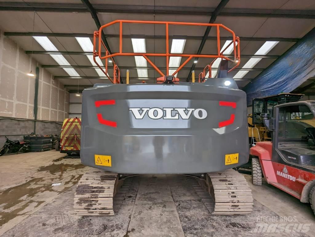 Volvo EC250EL 履带挖掘机