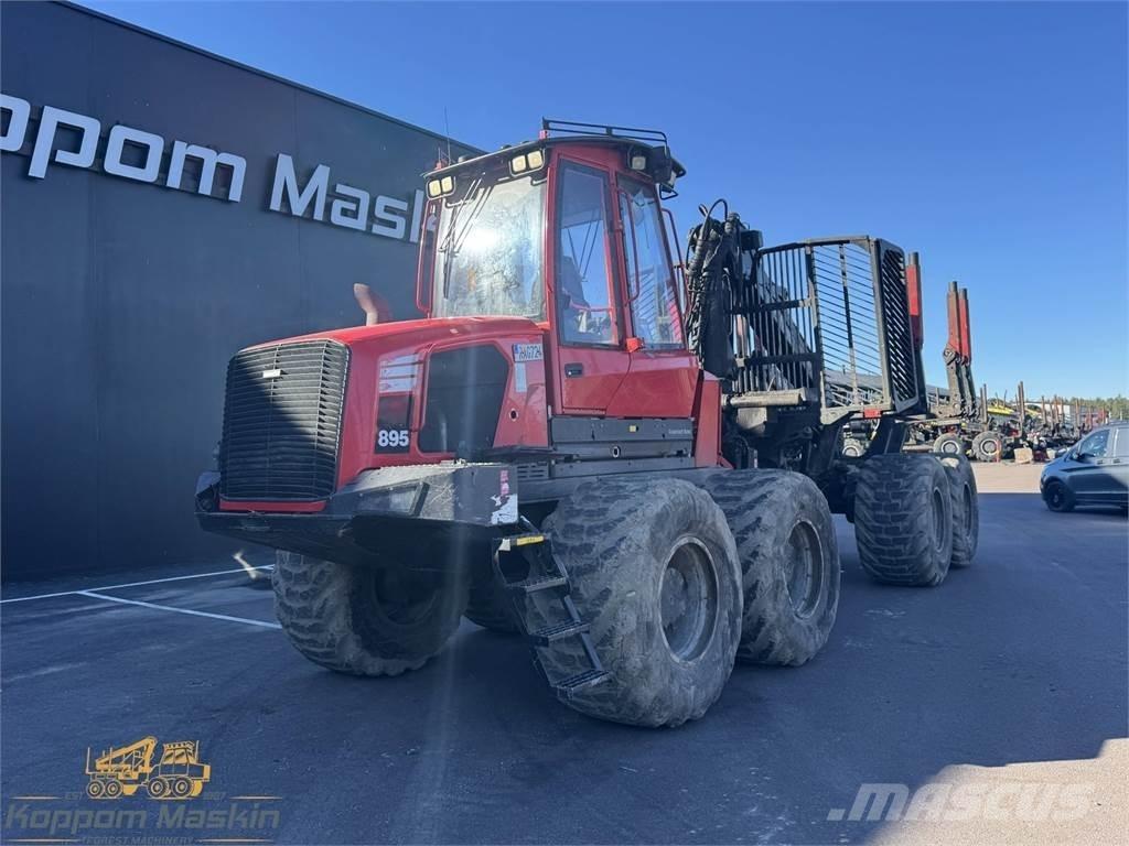 Komatsu 895 集运机