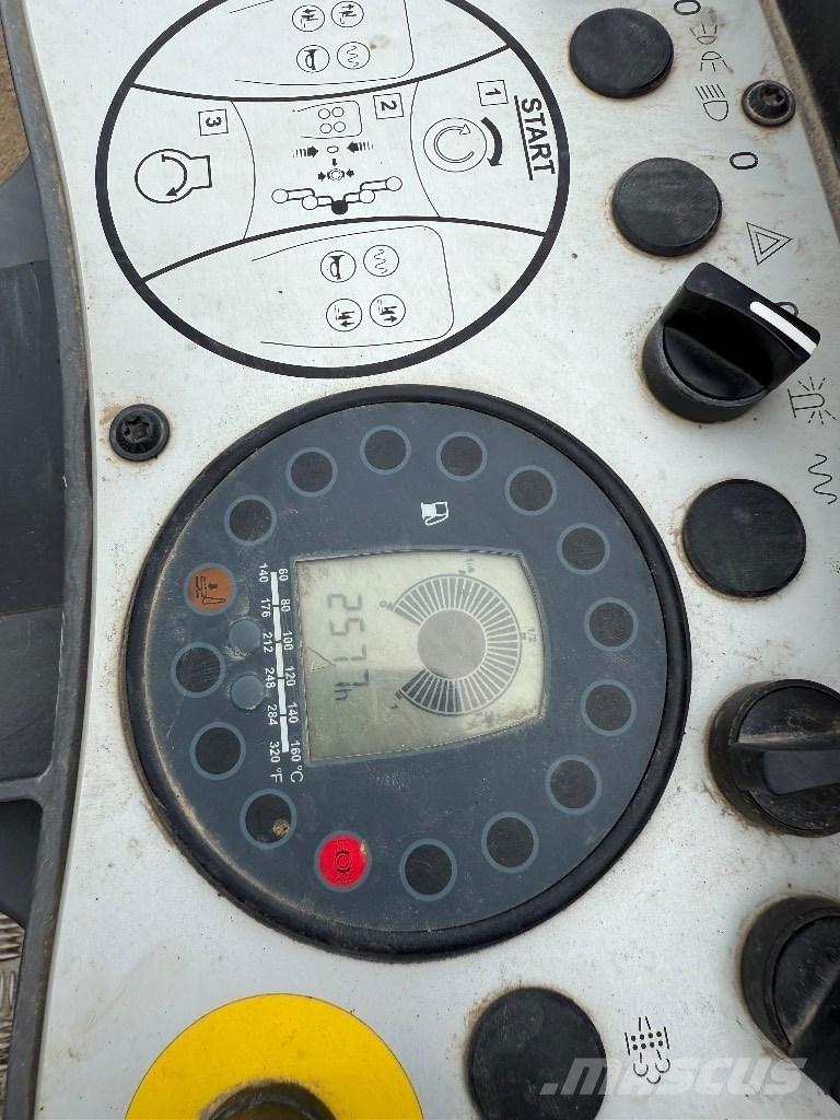 Bomag BW 120 AD-5 双轮压路机