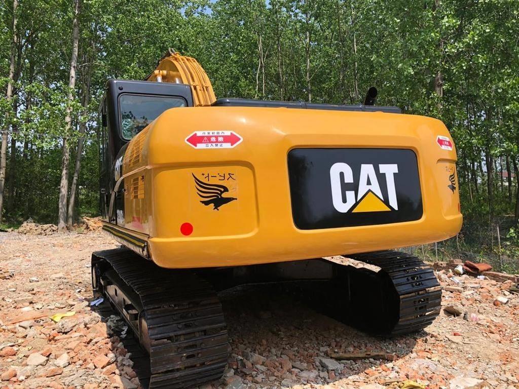 CAT 320D2 履带挖掘机