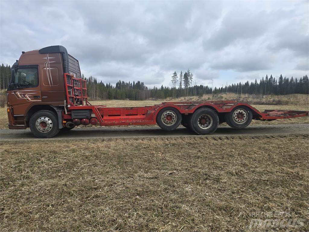 Volvo FM12 8x2 林业运输车