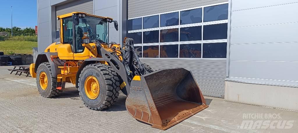Volvo L 90 H 轮式装载机