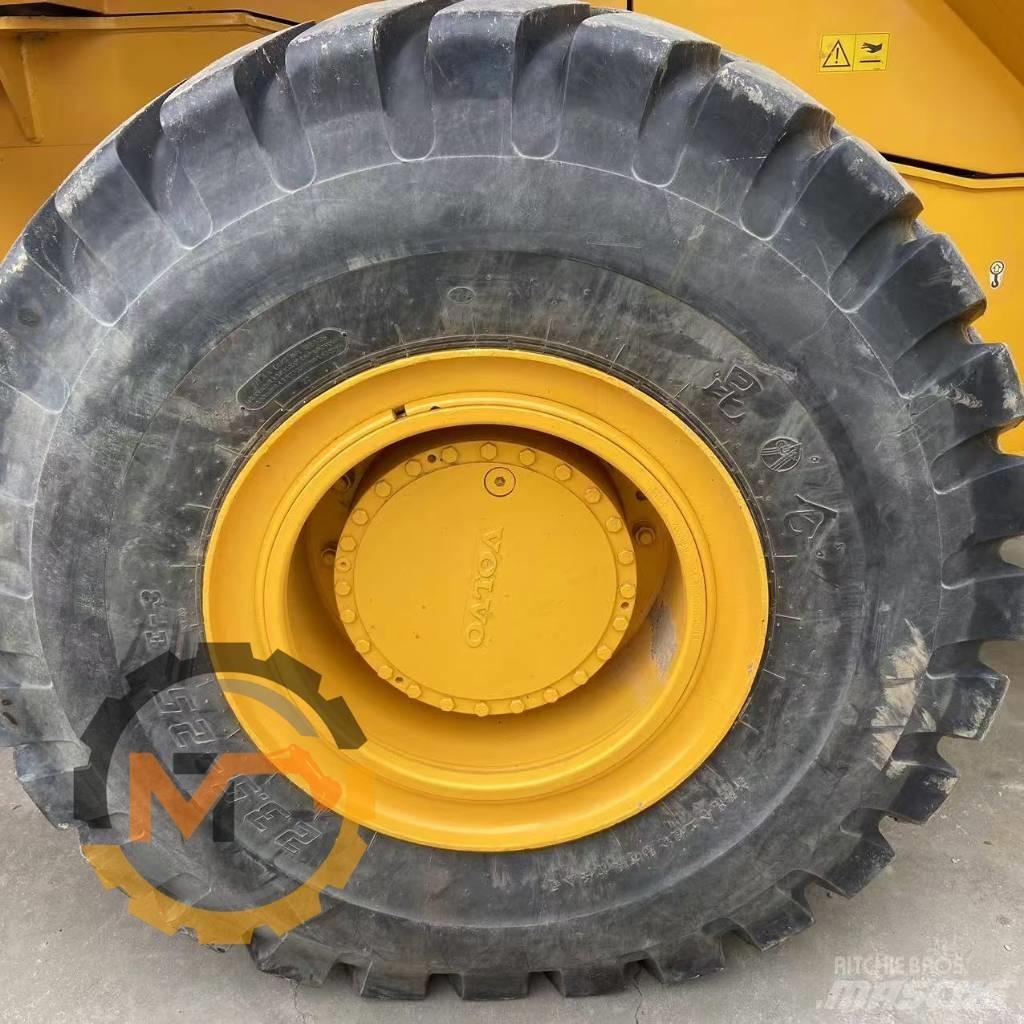 Volvo L 105 轮式装载机