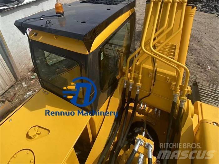 Komatsu 350-8 履带挖掘机