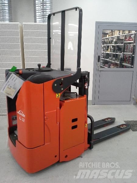 Linde L12LS-03 行走式堆垛机