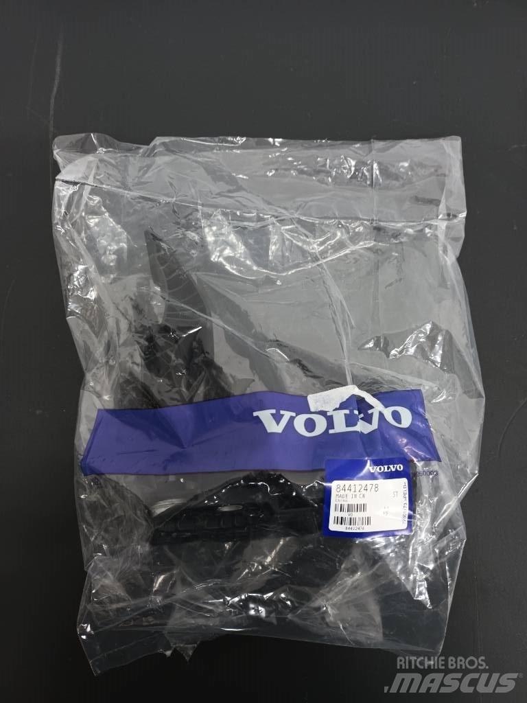Volvo PEDAL 84412478 驾驶室与内部