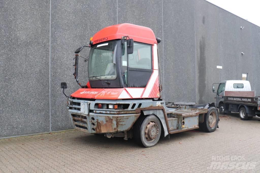 Terberg RT222 码头牵引车