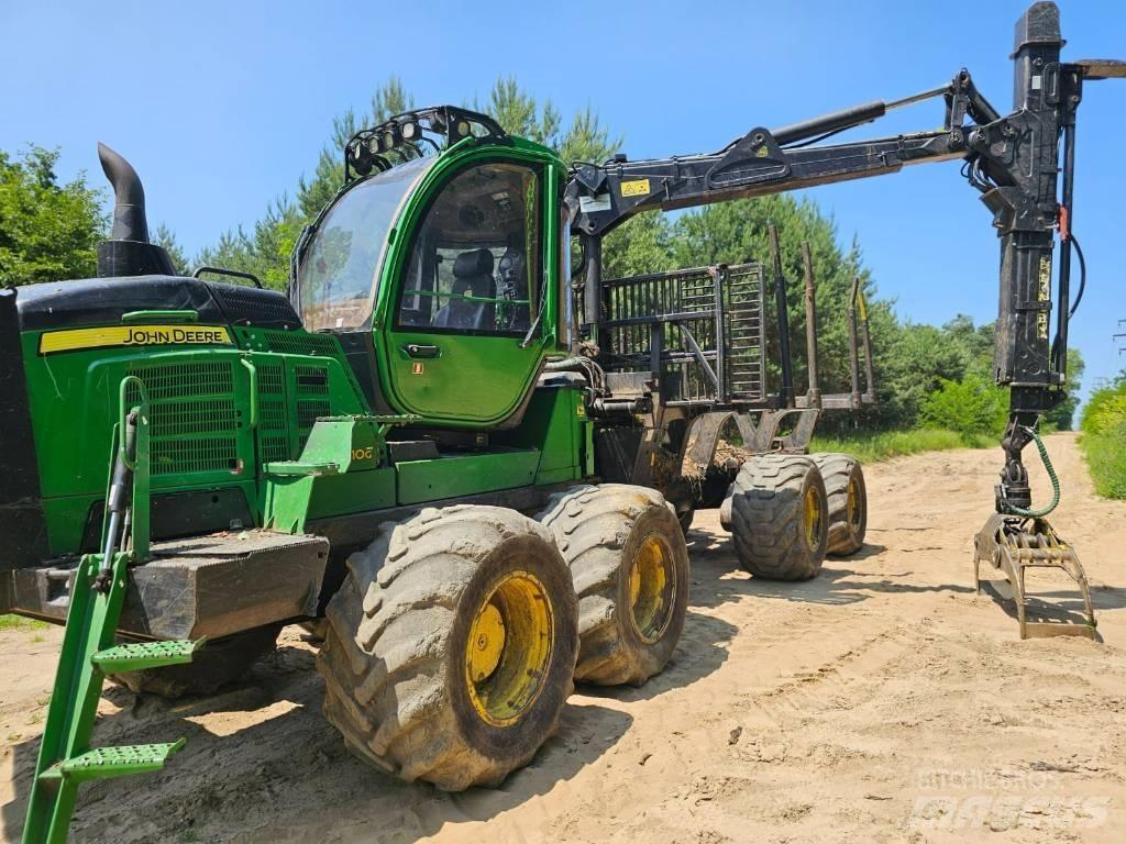 John Deere 1210 G 集运机