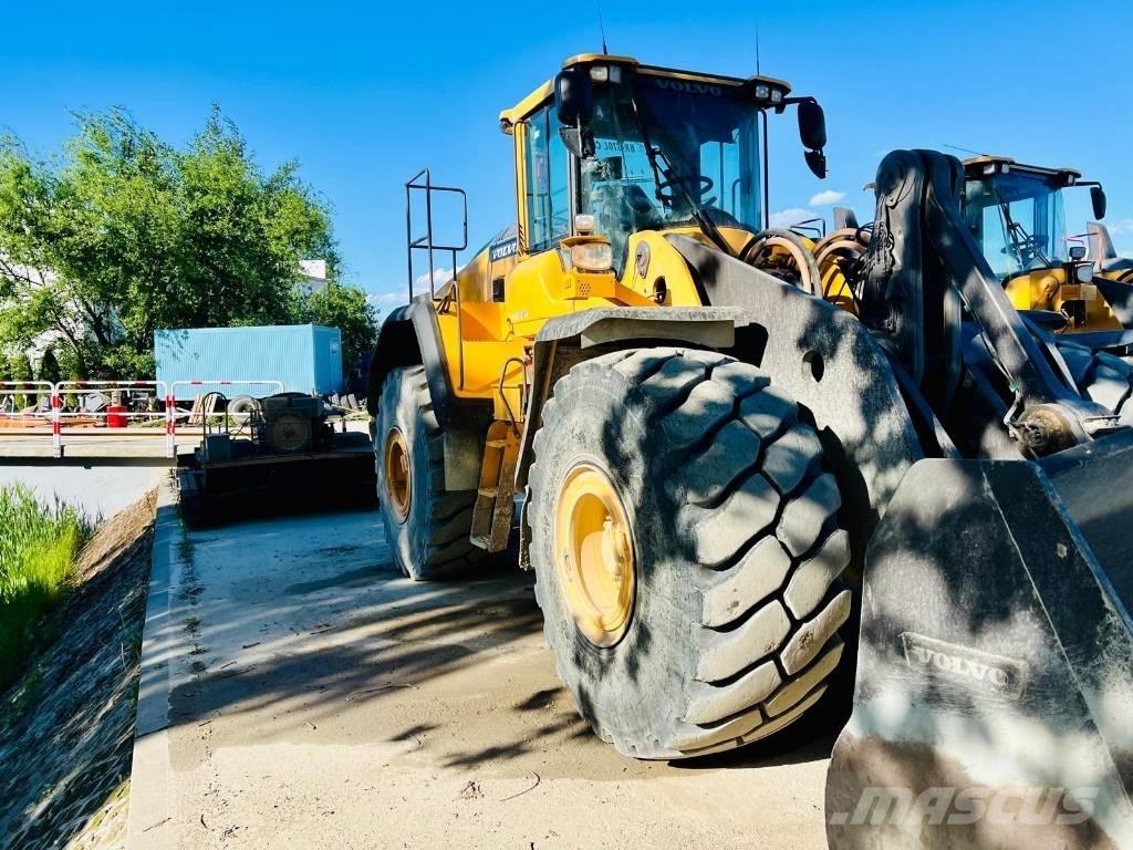 Volvo L 220 H 轮式装载机