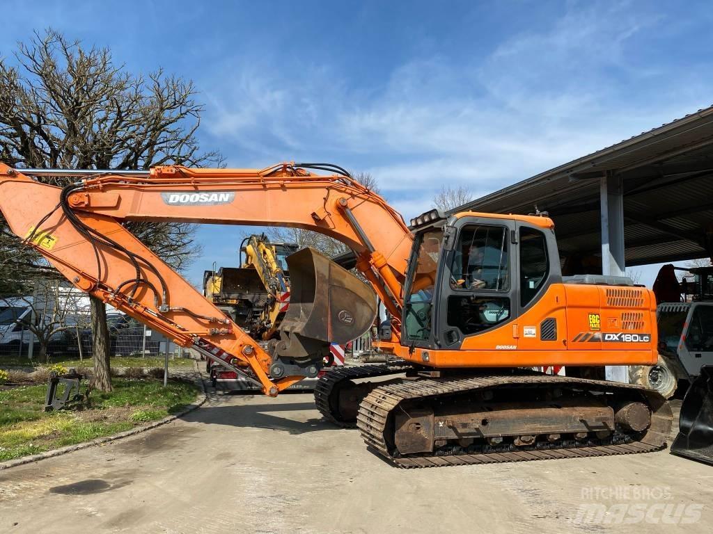 Doosan DX 180 LC-3 履带挖掘机