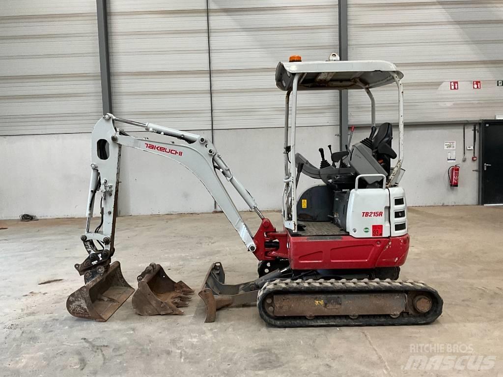 Takeuchi TB 215 R 小型挖掘机