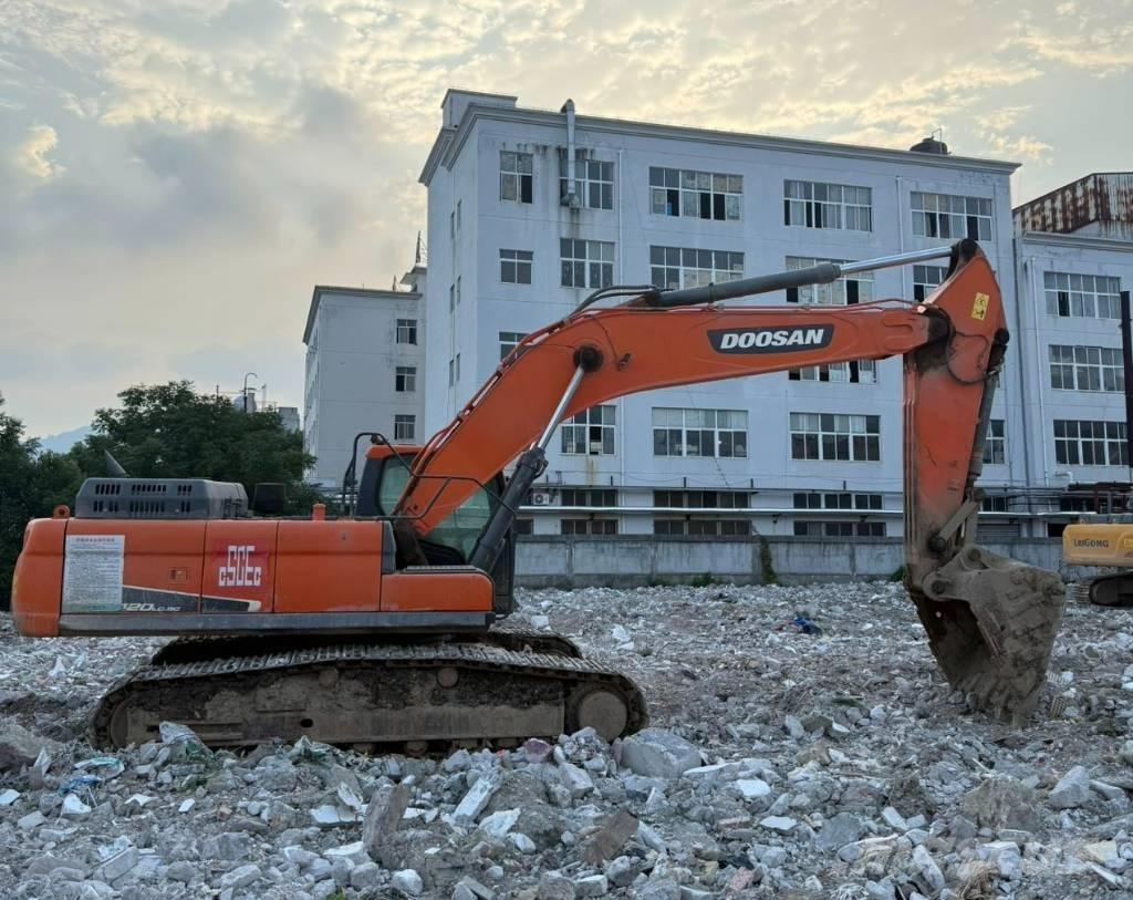 Doosan DX380LC-9C 履带挖掘机