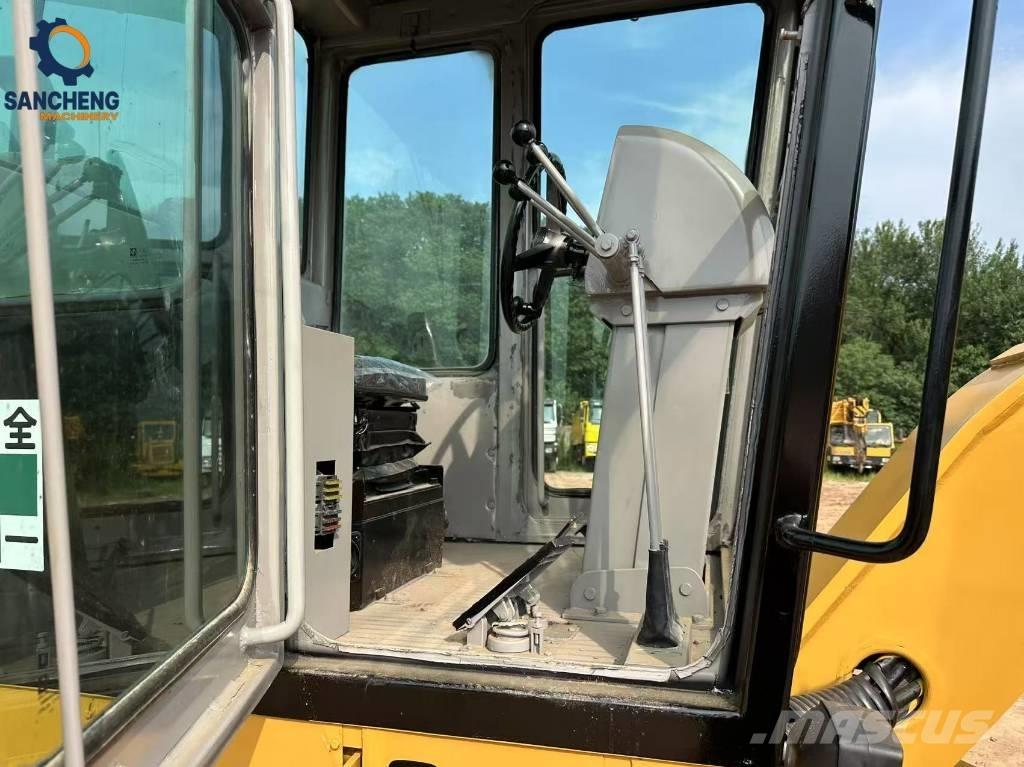 CAT 140K 平地机/推土机