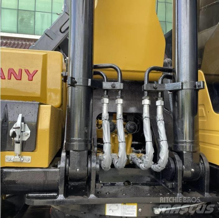 Sany SY215C 履带挖掘机