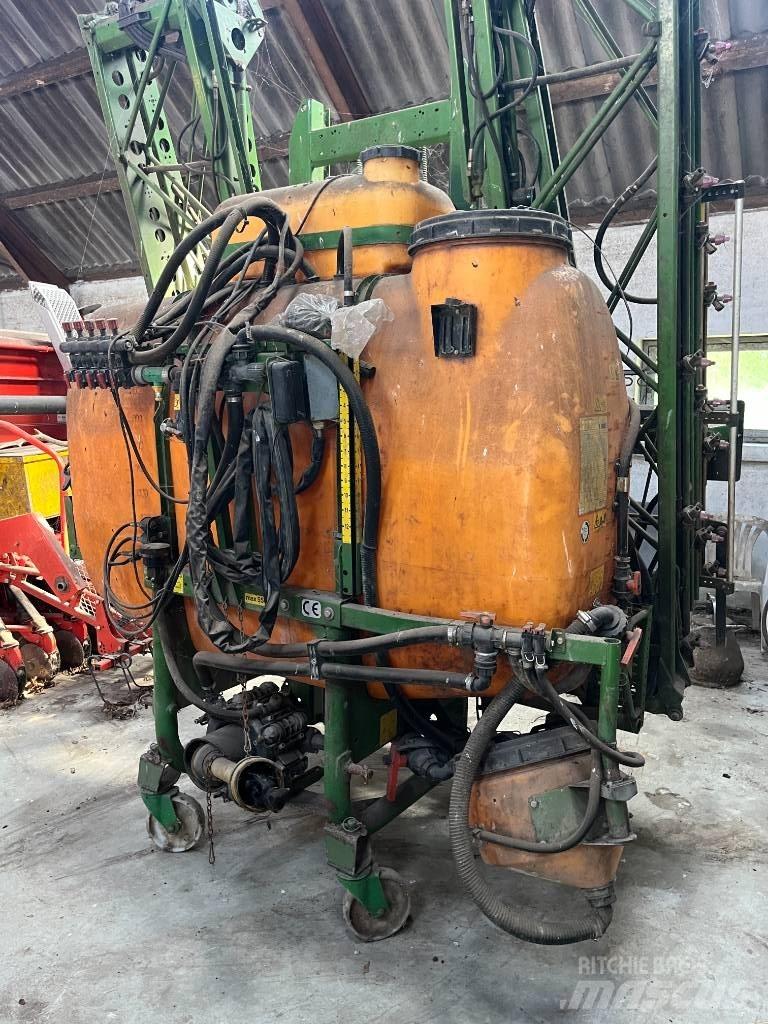 Amazone UF 1200 悬挂式喷雾机