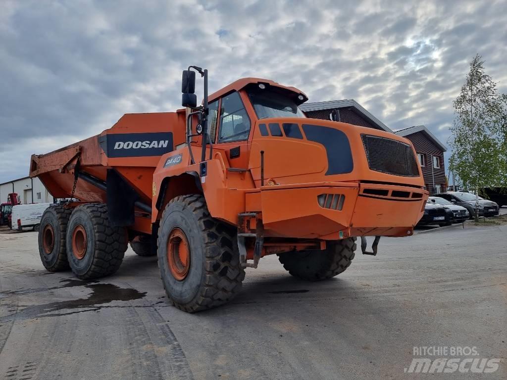 Doosan DA 40 6x6 铰接式自卸车