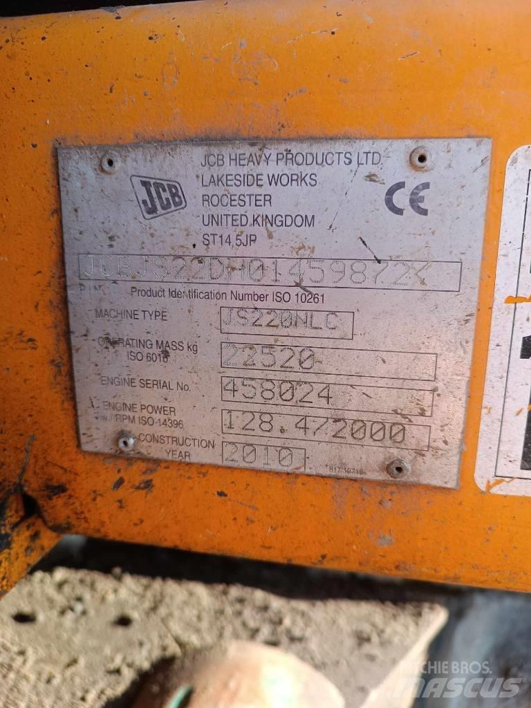 JCB JS 220 N LC 履带挖掘机