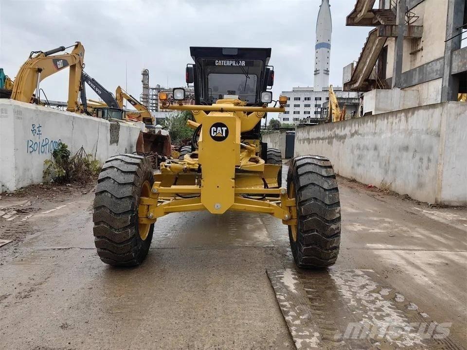 CAT 140K 平地机/推土机