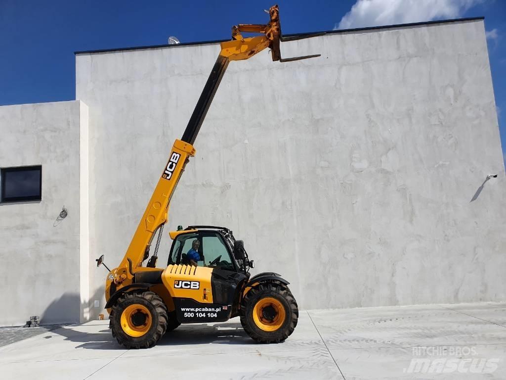 JCB 531-70 - BC25 伸缩臂叉装车|叉装车