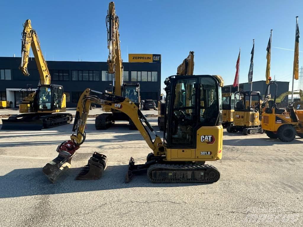 CAT 301.8 小型挖掘机