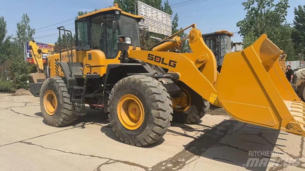 SDLG LG 956 L 轮式装载机