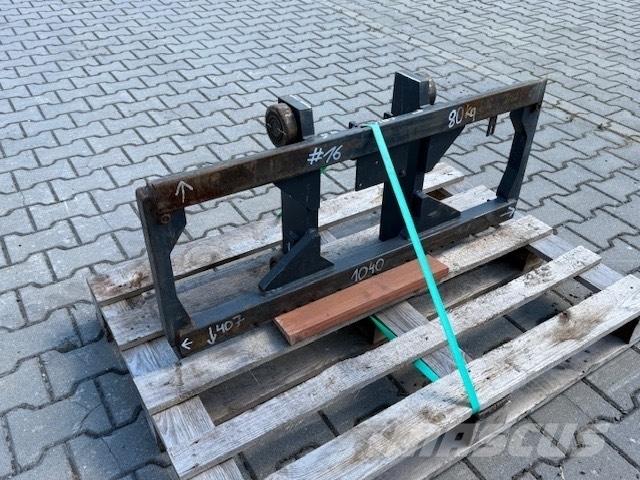 Volvo USED PARTS 叉子