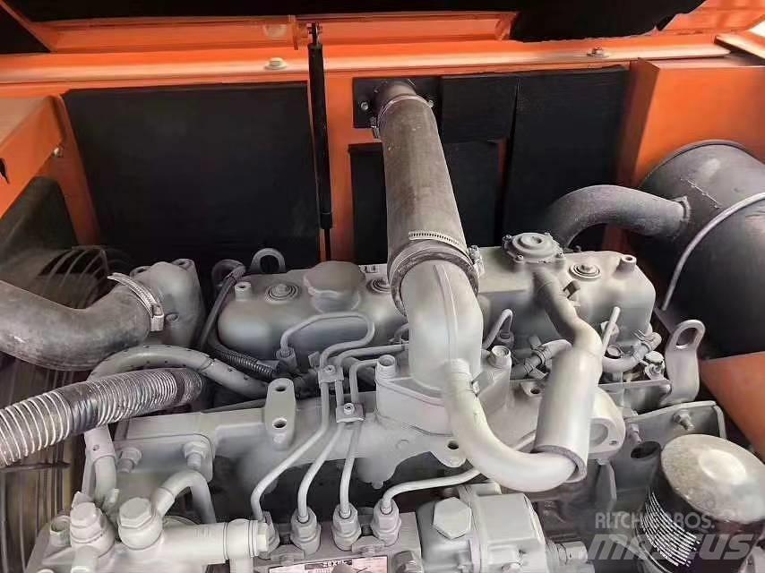 Hitachi Zaxis 70 小型挖掘机