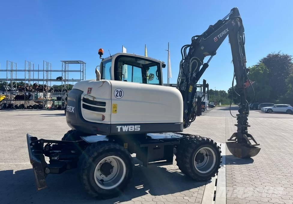 Terex TW 85 轮式挖掘机